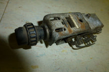 Charger l&#39;image dans la galerie, Chevrolet Pontiac Oldsmobile Cadillac Buick headlamp swicth 49 50 51 52 53 54 55
