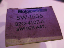 Charger l&#39;image dans la galerie, B2Q-4107-A truck Ford Mercury 52 53 54 55 56 57 58 59 60 61 62 two speed switch
