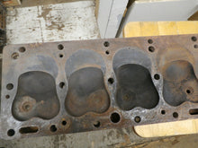 Charger l&#39;image dans la galerie, 8 cyl. Packard head 34 35 36 37 38 39 40 41 42 46 47 48  49 50part number 367635
