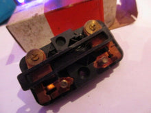 Charger l&#39;image dans la galerie, B2Q-4107-A truck Ford Mercury 52 53 54 55 56 57 58 59 60 61 62 two speed switch
