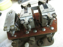 Charger l&#39;image dans la galerie, Autolite VRB-4005-A DeSoto Dodge Chrysler Plymouth 1937 regulator voltage 6v
