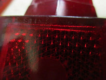 Charger l'image dans la galerie, OEM glass lens DELO Nash 1939 1940 tail lamp lens 39 40  (ONE ONLY) Plain or Rib
