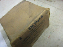 Charger l&#39;image dans la galerie, 8M-7041-B Ford Mercury truck bushing 49 50 51 52 53 54 55 56 57 58 59   8a-7041b
