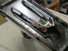 Charger l&#39;image dans la galerie, 2255518 1963 Imperial trunk lid crest lock  61 62 63 64 65 66 67 68 69 70 71 72
