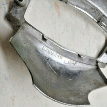 Charger l&#39;image dans la galerie, 5769249 Used Chevrolet steering wheel horn crest bezel 1958 1959 1960 58 59 60
