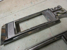 Charger l'image dans la galerie, GM Chevrolet emblem 327 59 60 61 62 63 64 65 66 67 68 69 70 71 72 73 74 75 76 77
