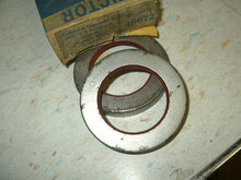 Charger l'image dans la galerie, Victor 49672 Studebaker 38 39 40 41 42 46 47 48 49 oil seal President Commander vintage  SHIPPING INCLUDE
