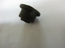Charger l&#39;image dans la galerie, 692040 gearshift rod bushings Dodge Chrysler DeSoto Plymouth 39 40 41 42 46 47
