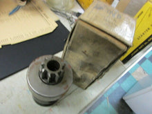 Charger l&#39;image dans la galerie, 1929402 GMC REO IHC Diamond T John Deere 54 55 56 58 59 60 61 drive end starter
