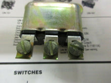 Charger l&#39;image dans la galerie, AMC GM Jeep Studebaker 53 54 55 56 57 58 59 60 61 62 63 65 12v horn relay UN-153
