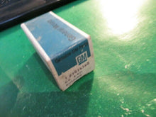 Charger l&#39;image dans la galerie, 3924348 GM bushing king pin Chevrolet big truck  GMC 71 72 73 74 75 76 77 78
