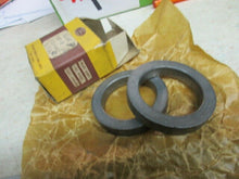 Charger l&#39;image dans la galerie, B9AW 1180-B rear axle retainer Ford Lincoln Mercury 50&#39;s 60&#39;s
