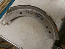 Charger l&#39;image dans la galerie, brake lining 12 x 2 Chrysler DeSoto Dodge 7 &amp; 8 passagers 49 50 51 52 53 54 55
