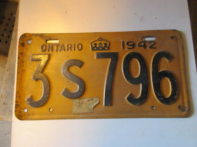 1942 Canada vintage collectible Ontario license plate 42 3S