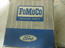 Charger l&#39;image dans la galerie, CB9AZ-1180A Ford Mercury Lincoln bearing retainer 60 61 62 63 64 65 66 67 8 70&#39;s
