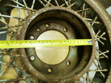 Charger l'image dans la galerie, Wirewheel 7 holes nuts Luxury cars 20's 30's  Shipping include
