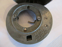 Charger l&#39;image dans la galerie, 6v OEM electric gas cap GM Chrysler Packard Cadillac Buick Oldsmobile 30&#39;s 40&#39;s
