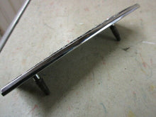 Charger l&#39;image dans la galerie, 2189687 Mopar crest CROWN QTR PANEL  IMPERIAL 1962 1963  62 63 Chrysler

