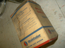 Load image into Gallery viewer, oem NOS Studebaker oil filter 55 56 57 58 59 60 61 62 63 64 65 66 1564850 SHIPPING INCLUDE
