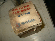 Load image into Gallery viewer, oem NOS Studebaker oil filter 55 56 57 58 59 60 61 62 63 64 65 66 1564850 SHIPPING INCLUDE

